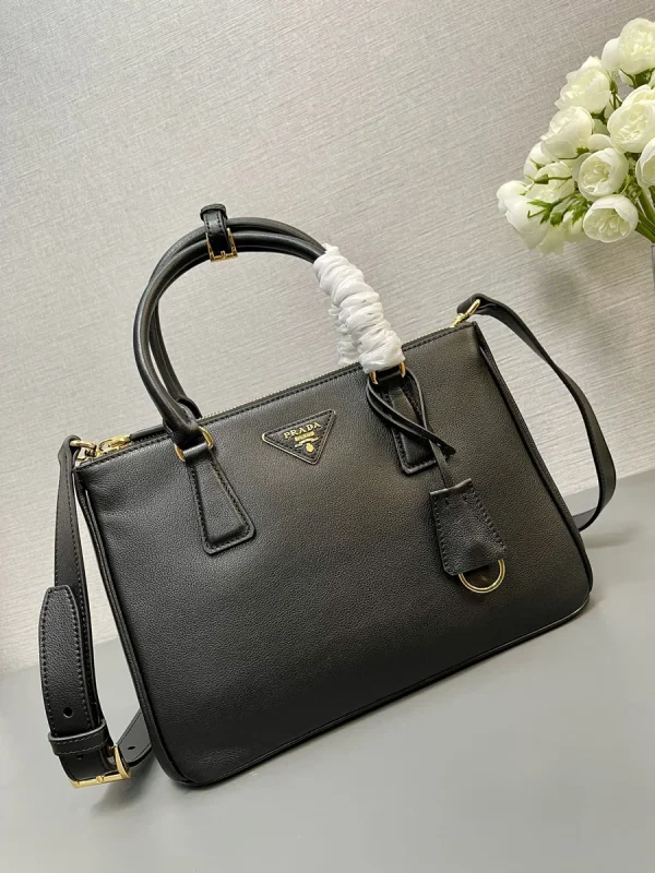 Prada Galleria 1BA863 中號黑色皮革單肩包：圖片 4