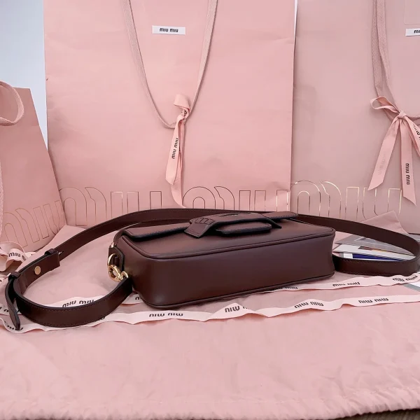 MiuMiu Penny皮革手袋包包-5BD270：圖片 5