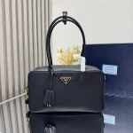 Prada ReNylon 1BB132 中號黑色皮革托特包：圖片 2