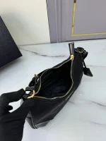 Prada Re-Ed 1BC214 中號黑色尼龍肩背包：圖片 8