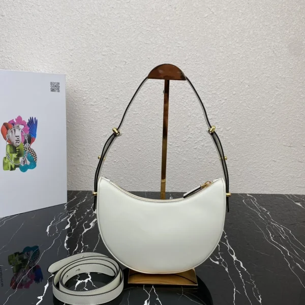 Prada Arqué 1BC194 小號粉色漆皮單肩包：圖片 3