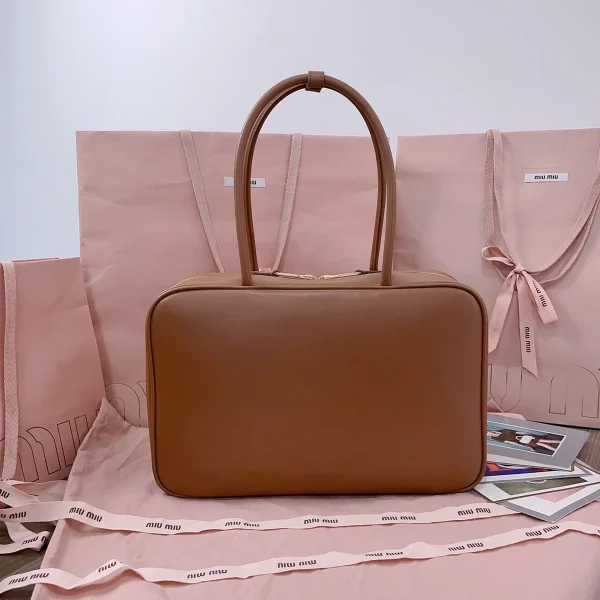 MiuMiu 皮革Beau手袋包包-5BB117：圖片 4