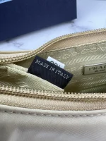 Prada Re-Edition 1NE515 小號粉色尼龍單肩包：圖片 10