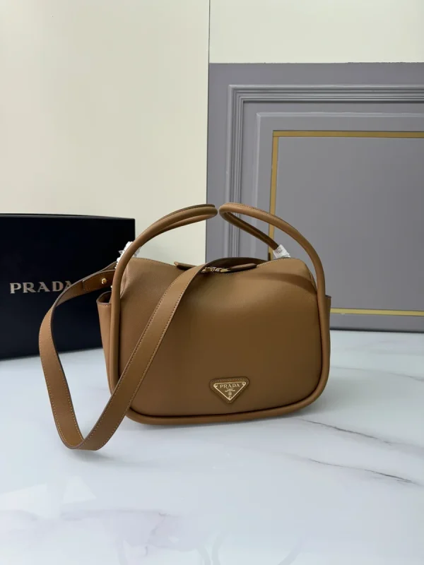 高仿包Prada Eleg 1BA451 小號灰色皮革手提包：圖片 4