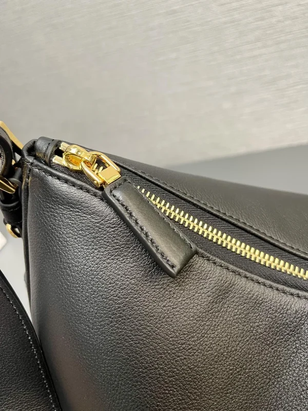 Prada Aimée 1BC228 大號黑色皮革單肩包：圖片 7