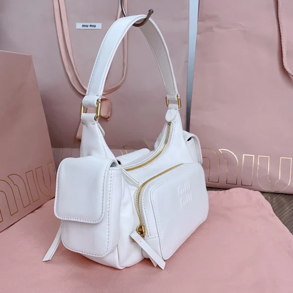 MiuMiu 納帕軟皮Pocket手袋包包-5BC146：圖片 12