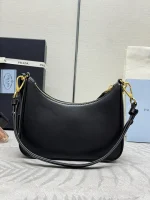 Prada Saffia 1BC204 小號粉色皮革托特包：圖片 5
