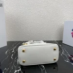 Prada Galleria 1BA906 小號黑色漆皮手提包：圖片 6