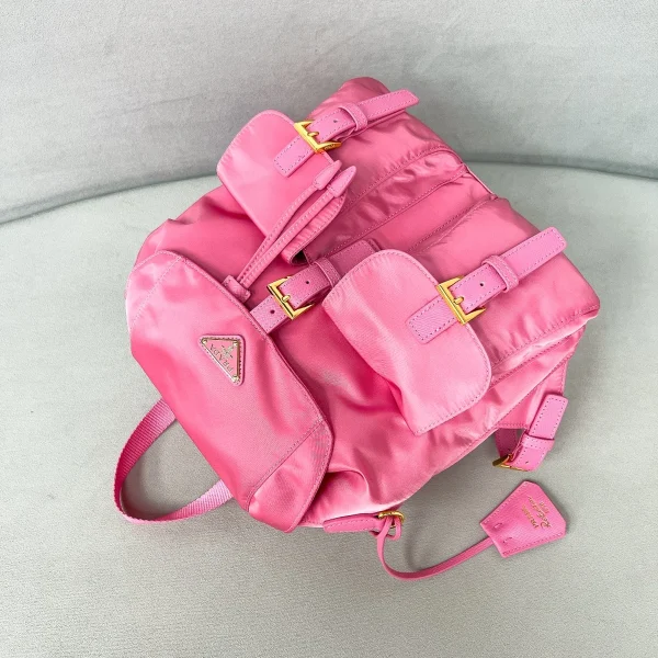 Prada ReNylon 1BZ677 中號黑色尼龍後背包：圖片 6