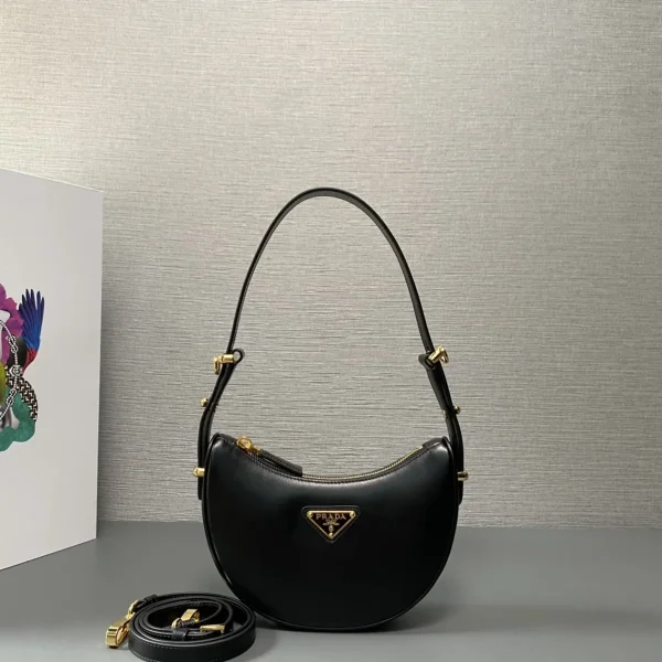 Prada Mini 1BC199 小號黑色皮革單肩包：圖片 2