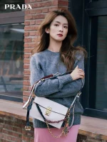 Prada Soft 1BD379 小號黑色皮革肩背包：圖片 7