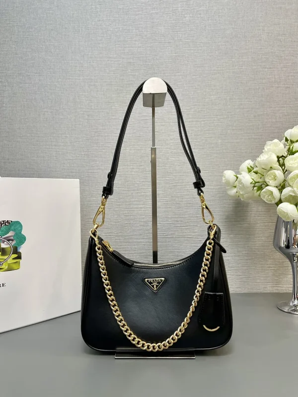 Prada Re-Nylon 1BC204 小號黑色尼龍單肩包：圖片 2