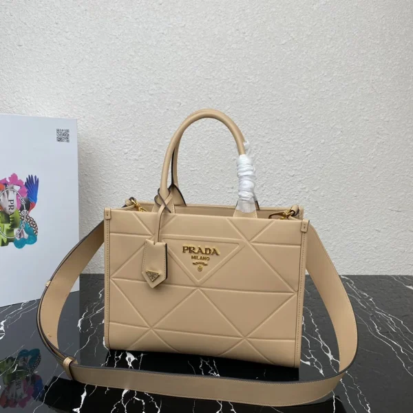 Prada Triangle 1BA379 中號灰色皮革單肩包：圖片 7
