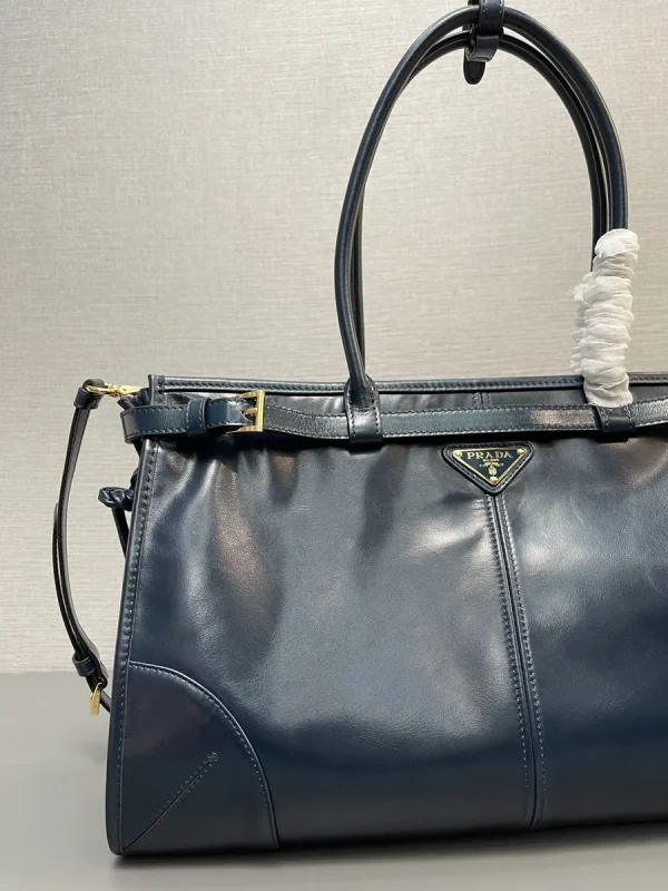 Prada Modern 1BA433 中號黑色皮革托特包：圖片 6