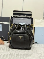 Prada Nylon 1BH038 中號黑色尼龍單肩包：圖片 2