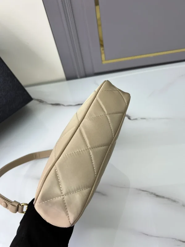 Prada Re-Nylon 1BC204 小號黑色尼龍單肩包：圖片 7