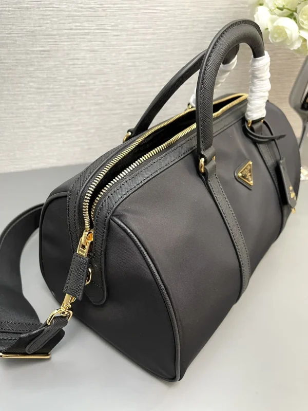 Prada ReN 1BB233 中號黑色皮革手提包：圖片 9