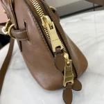 MiuMiu FROMTHERUNWAYAveure納帕皮革手挽手袋包包-5BB169：圖片 9