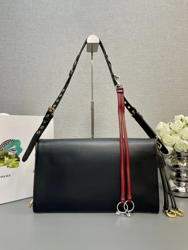 Prada Soft 1BD378 中號黑色皮革單肩包：圖片 3