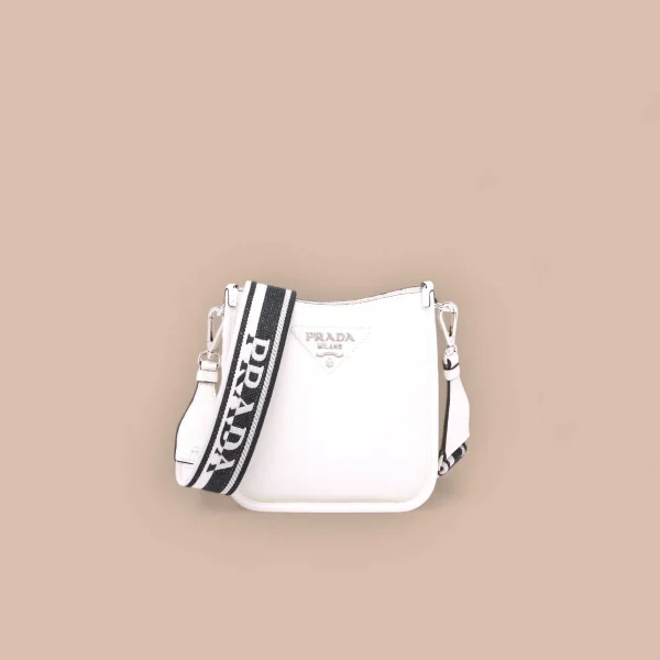 Prada Triangle 1BH191 小號黑色皮革單肩包