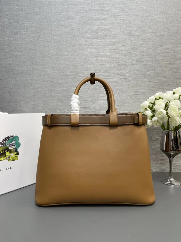Prada Classic 1BA416 大號白色皮革托特包：圖片 3