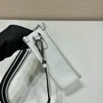 Prada Triangle 1BH191 小號黑色皮革單肩包：圖片 7