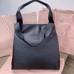 MiuMiu 皮革半月形手袋包包-5BC119：圖片 3