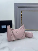 Prada Re-Edition 1BH204 中號粉色皮革肩背包：圖片 4