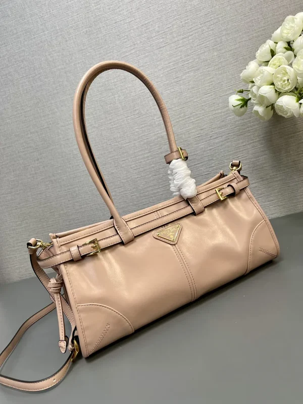 Prada Geometric 1BA426 中號白色皮革托特包：圖片 4