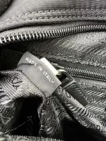 Prada Re-Nylon 1BC167 小號黑色再生尼龍掛肩包：圖片 10