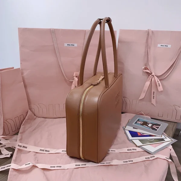 MiuMiu 皮革Beau手袋包包-5BB117：圖片 3