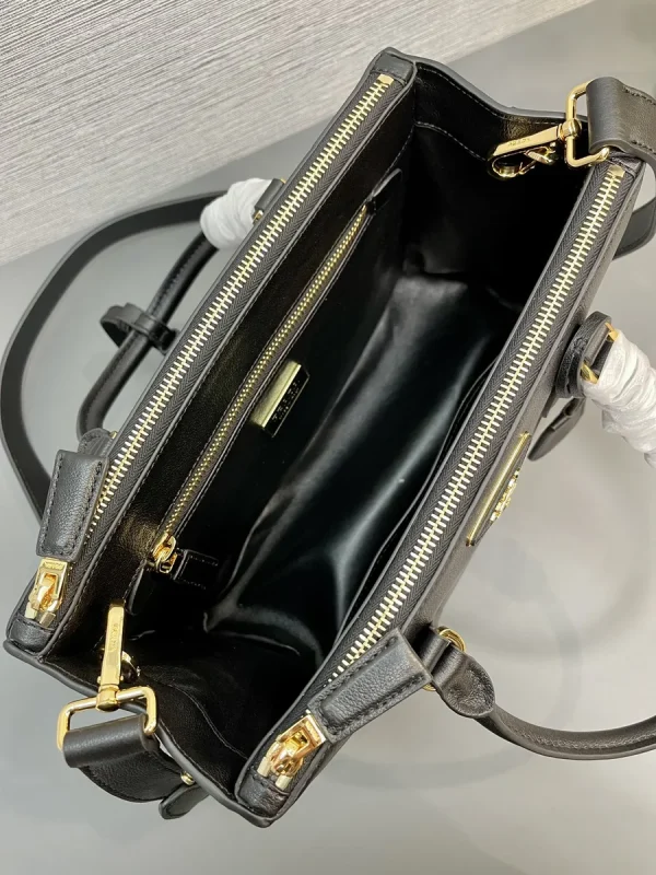 Prada Galleria 1BA863 中號黑色皮革單肩包：圖片 9