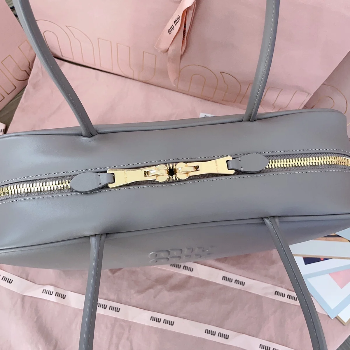 MiuMiu 皮革Beau手袋包包-5BB117 9 MiuMiu 皮革Beau手袋包包-5BB117