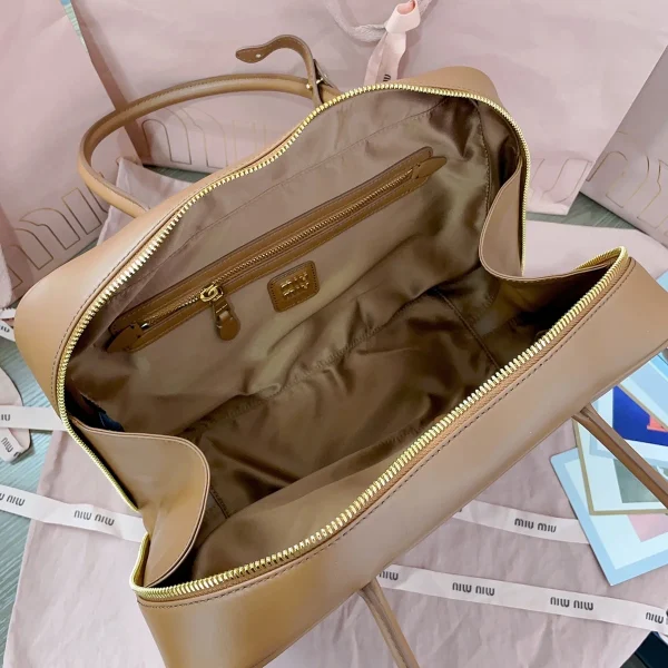 MiuMiu 皮革Beau手袋包包-5BB117：圖片 8