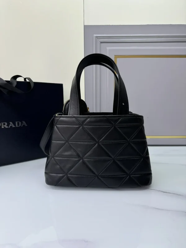 Prada Symbole 1BG548 小號黑色皮革托特包：圖片 3