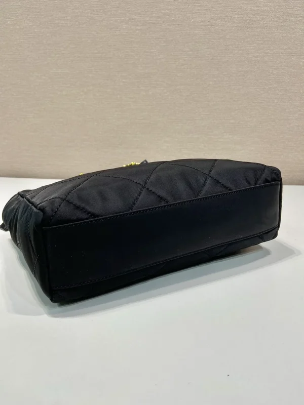 Prada Re-Nylon 1BG468 中號黑色尼龍托特包：圖片 6
