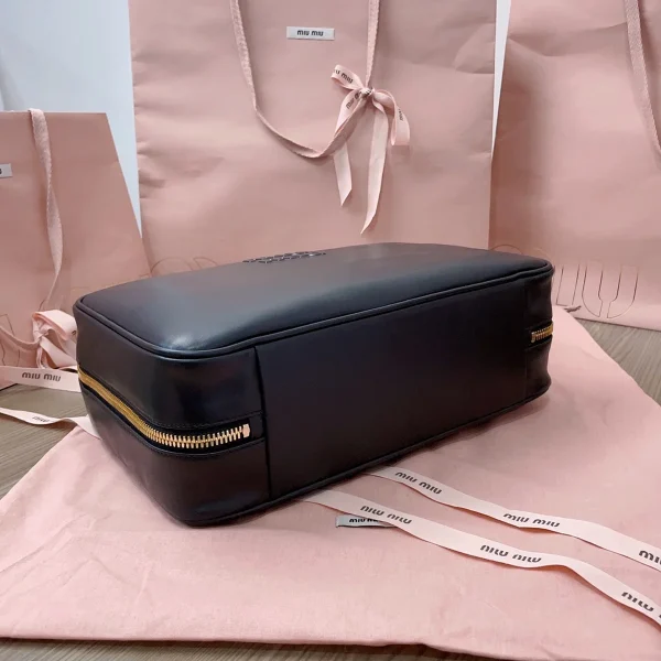 MiuMiu 皮革Beau手袋包包-5BB117：圖片 5