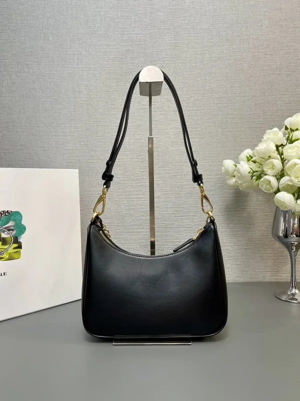 Prada Re-Nylon 1BC204 小號黑色尼龍單肩包：圖片 3