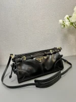 Prada Eleg 1BH215 小號黑色皮革肩背包：圖片 4