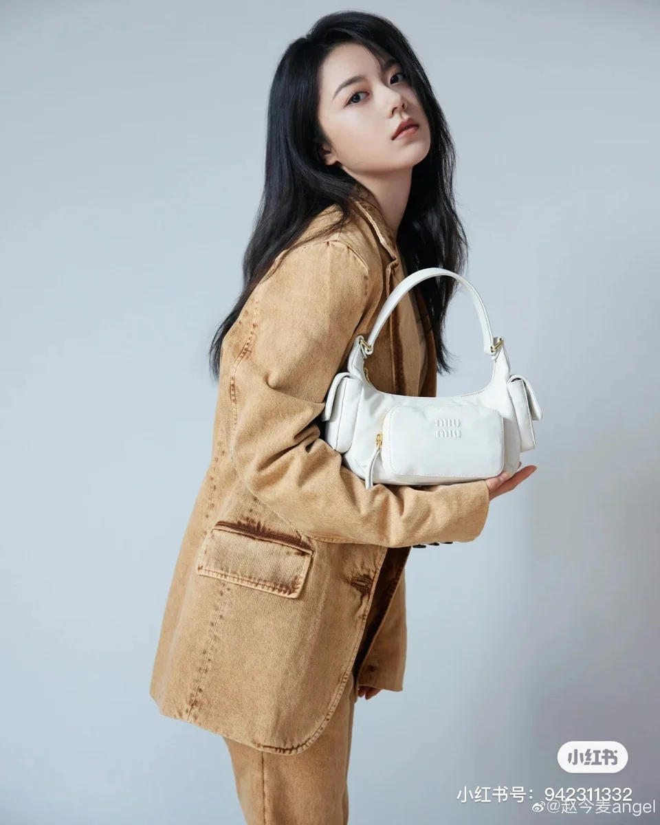 MiuMiu 納帕軟皮Pocket手袋包包-5BC146 2 MiuMiu 納帕軟皮Pocket手袋包包-5BC146