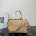 Prada Triangle 1BA379 中號灰色皮革單肩包：圖片 3