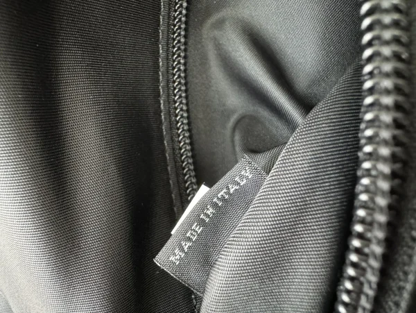 Prada Nylon 1BD313 中號黑色尼龍單肩包：圖片 10