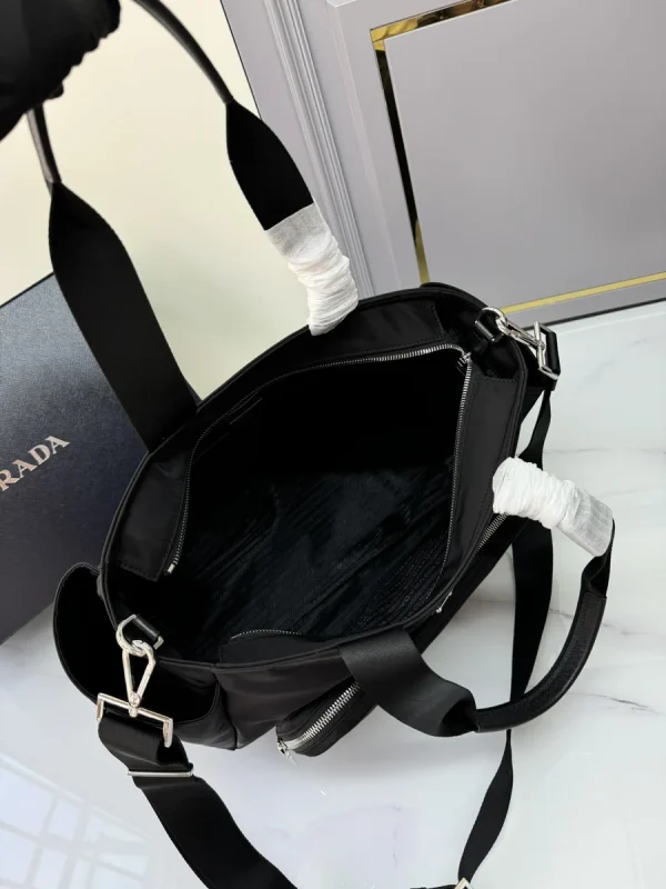 Prada ReN 1BG102 中號黑色尼龍托特包：圖片 9