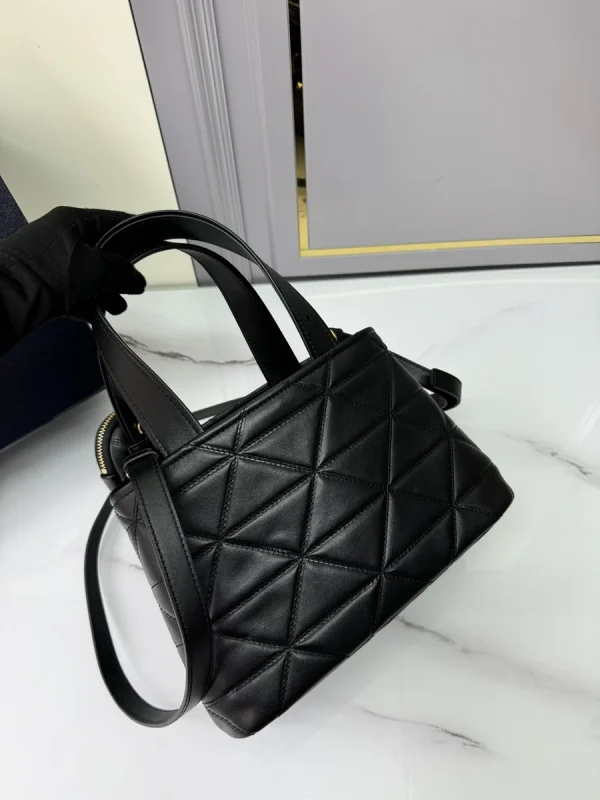 Prada Symbole 1BG548 小號黑色皮革托特包：圖片 6