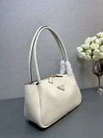 Prada Classic 1BA444 小號黑色皮革手提包：圖片 5