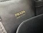 Prada Symbole 1BG547 中號黑色皮革托特包：圖片 10