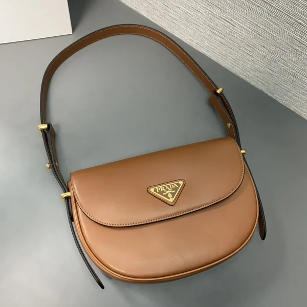 Prada Soft 1BD365 小號黑色皮革單肩包：圖片 10
