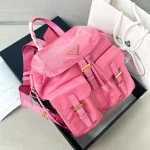 Prada ReNylon 1BZ677 中號黑色尼龍後背包：圖片 2