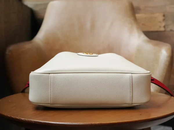 GUCCI Diana小號白色皮革斜揹包-746251：圖片 7
