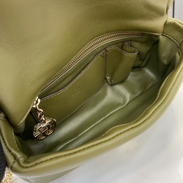 GUCCI GG Milano迷你綠色蓬鬆皮革斜揹包-806017：圖片 9
